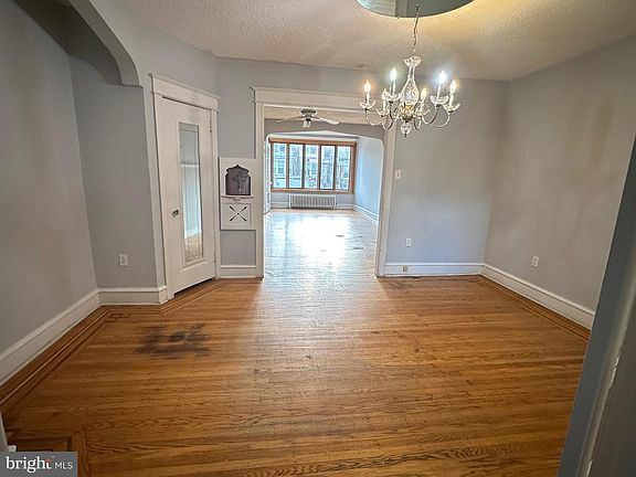 5th image of 3357 Saint Vincent St