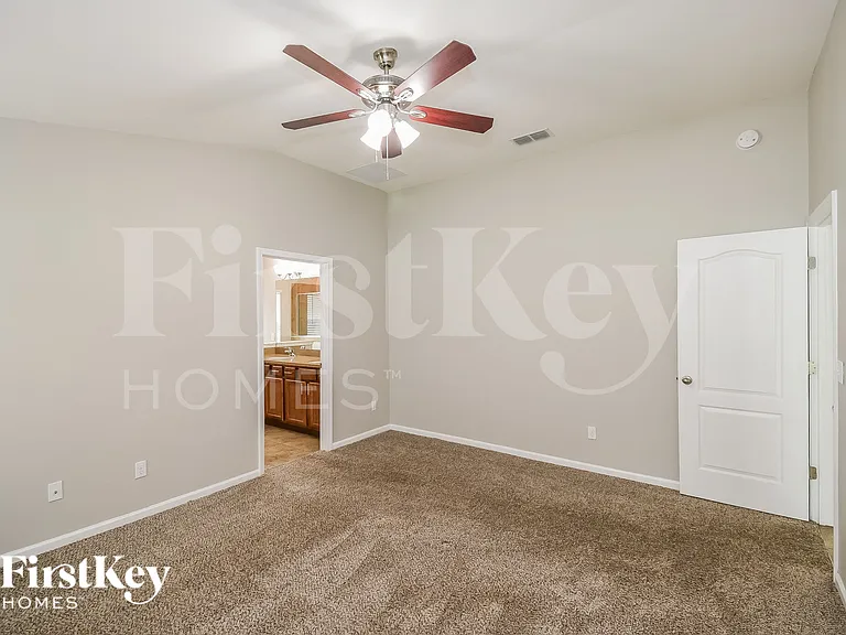 16126 Dowing Creek Dr — Photo 8