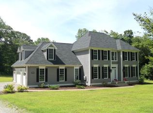 33 Stonefield Way, New Hartford, CT 06057