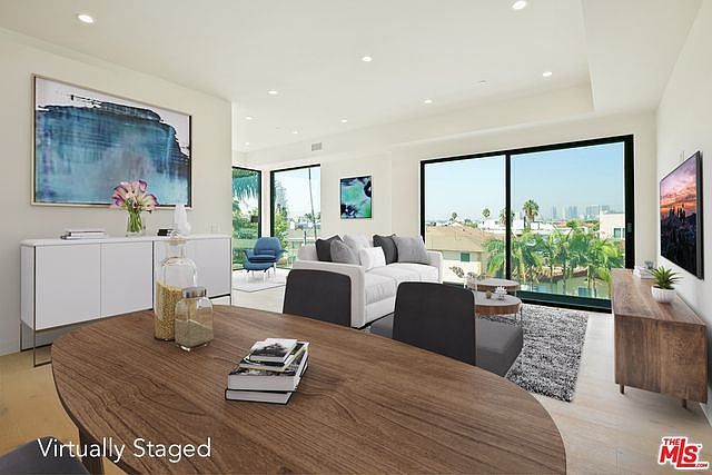 1st image of 1426 S Hayworth Ave #301