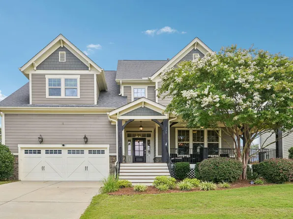 129 Pointe Park Cir, Holly Springs, NC 27540