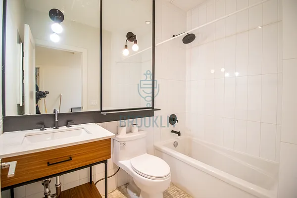 Rented by null | media 85