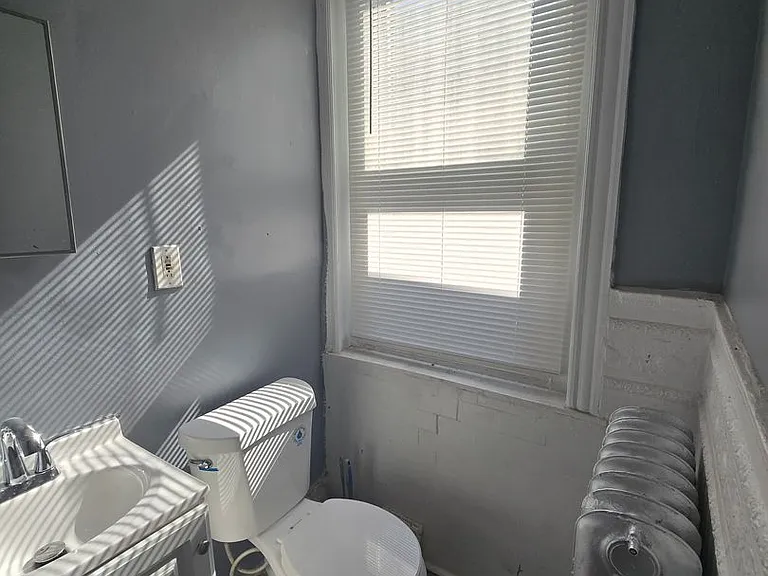 5122 Greene St — Photo 11