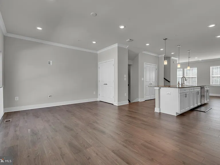 5754 Frederick Douglas Pl — Photo 14