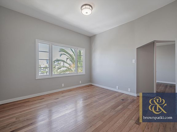 3rd image of 5 Bird St APT 4