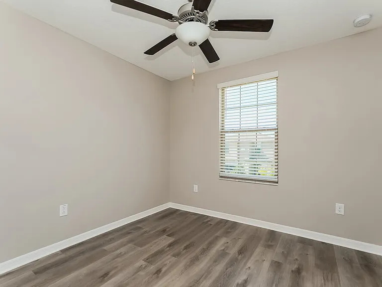 4536 Eternal Prince Dr — Photo 14