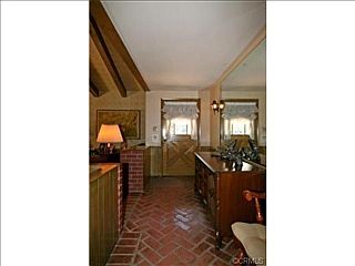 3rd image of 4119 Garey Ave