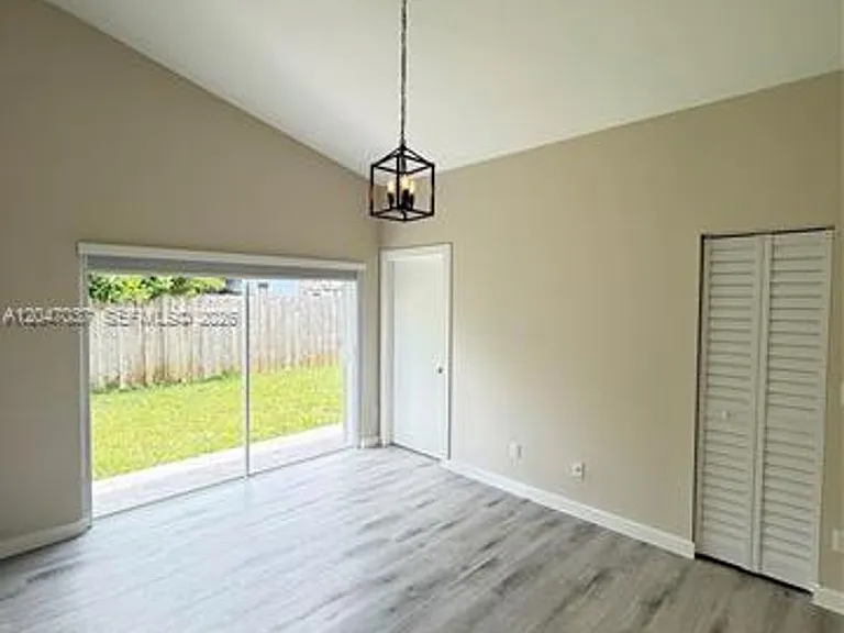 10113 SW 223rd Ter #10113 — Photo 9