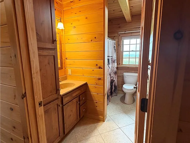1748 Pen Argyl Rd — Photo 12