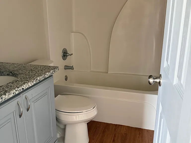 617 W Mississippi Ave #2 — Photo 8