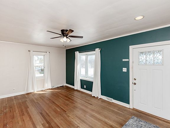 4th image of 1612 37th St