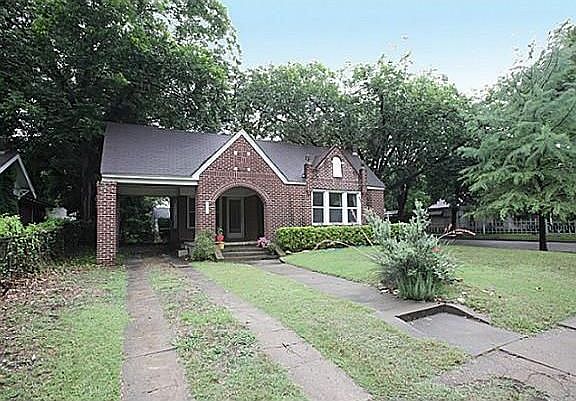2nd image of 1142 Pioneer Dr