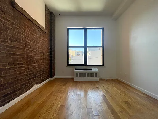 Rented by CCM Property Management LLC | media 11