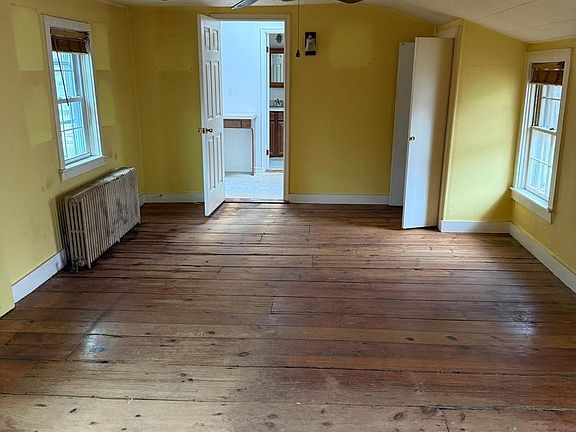 5th image of 8026 Rider Ave