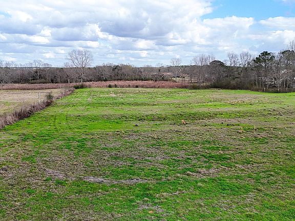 4th image of 4 Acres Country Xrds