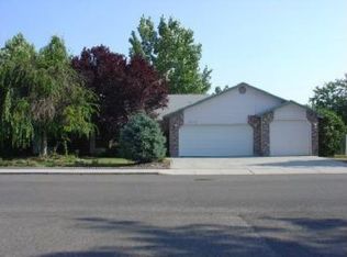 3639 W Park Creek Dr, Meridian, ID 83642
