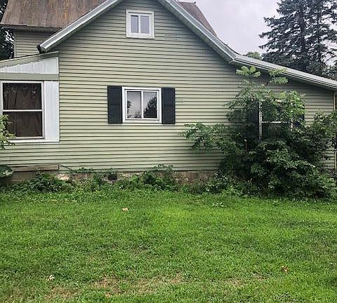 3rd image of 2320 7th St