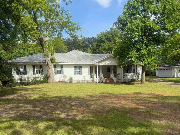 1435 S Cotton St, Andalusia, AL 36420