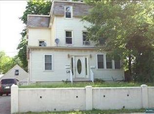 43 E Forest Ave, Teaneck, NJ 07666