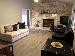 407 Parkertown Dr, Little Egg Harbor, NJ 08087