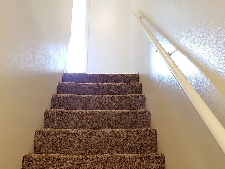 84 Colby Court Ln — Photo 7