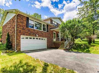 2710 Hartford Rd, York, PA 17402