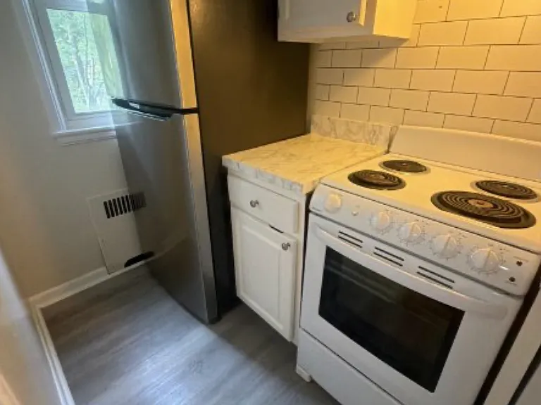 4004 Beecher St NW #303 — Photo 4