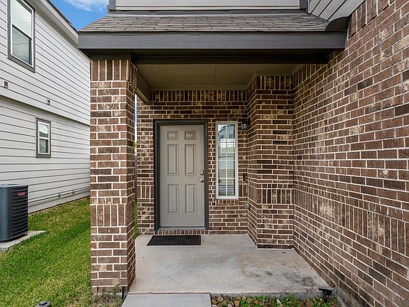 5th image of 23622 Goodfellow Dr