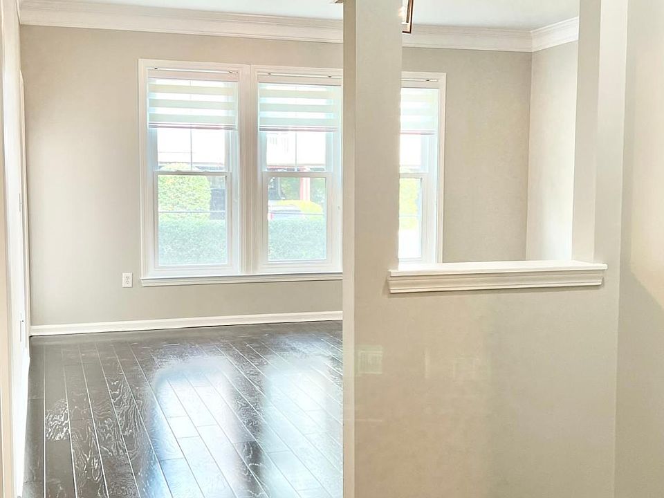 1850 Cotillion Dr Atlanta GA Zillow