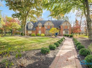 4529 Woodhill Rd, Toledo, OH 43615