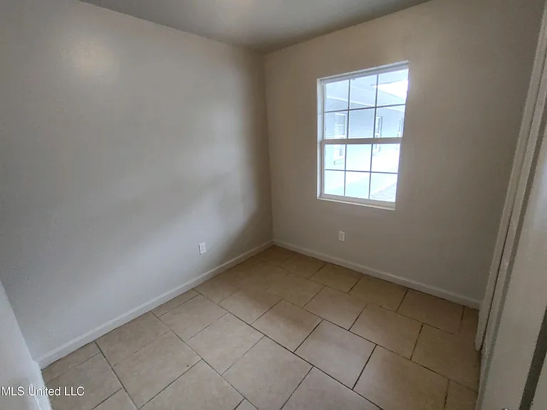 3907 Branch St #1-8 — Photo 8