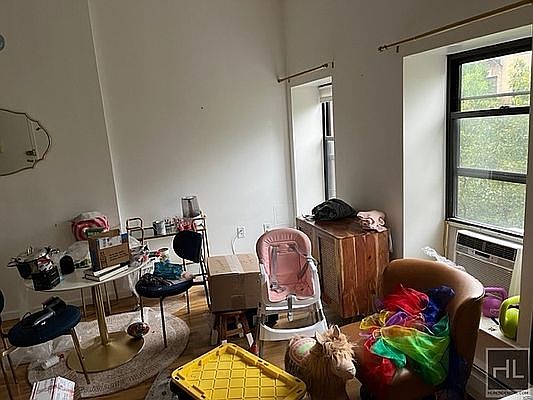 5th image of 58 W 127th St APT 3