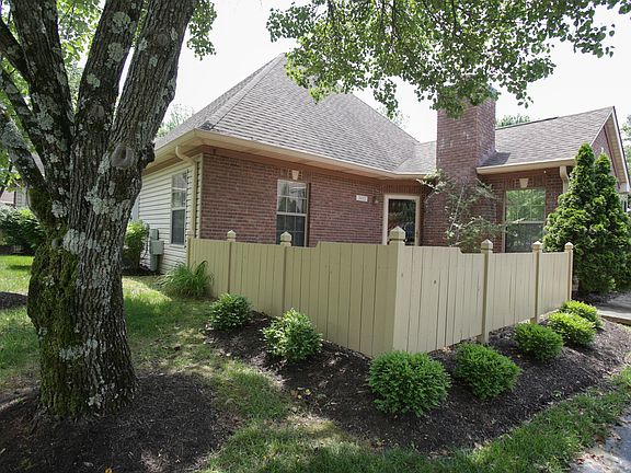 2nd image of 3012 Graystone Manor Pkwy