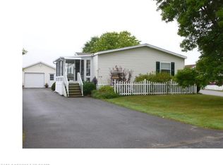 23 G St, Bangor, ME 04401