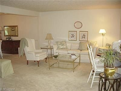 4th image of 5886 Ogilby Dr