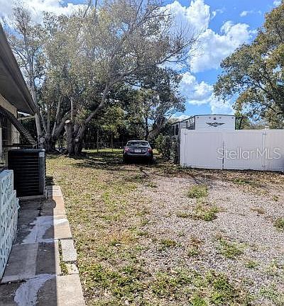 4th image of 7510 Pineapple Ln