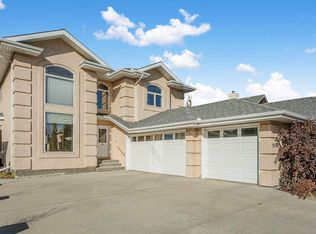 1518 Haswell Close NW, Edmonton, AB T6R 3J4