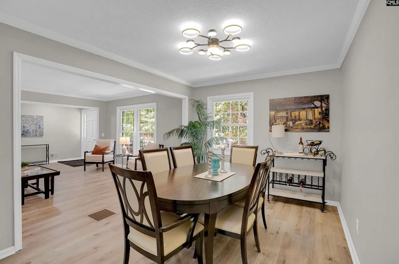 3 bed, 1600 sqft, $1,895 — Photo 2