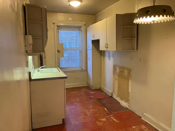 48-55 43rd Street image 9 of 13