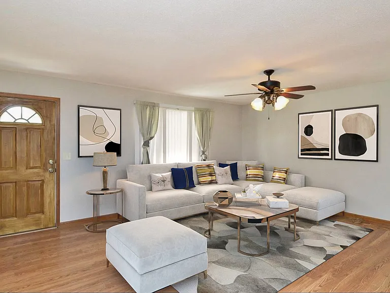 242 Weber Rd — Photo 6