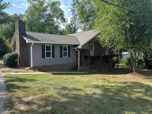 712 Beech Dr, Seneca, SC 29678