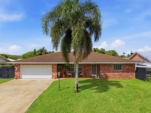 6611 Venetian Dr Photo 1