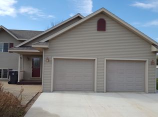 203434 Sun Ridge Dr, Spencer, WI 54479