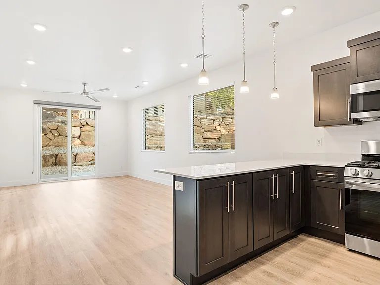 1060 W Province Way #133 — Photo 7