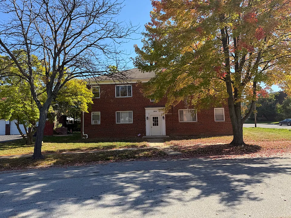 951 Vineshire Rd #3