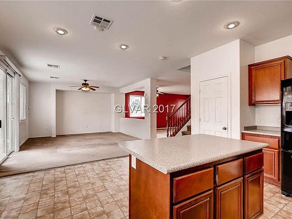 3rd image of 2416 Mullady Ave