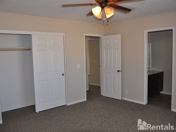4th image of 7648 Peach Ave