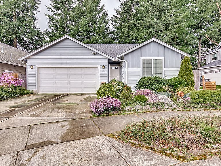 1st image of 3124 NE 120th Ct