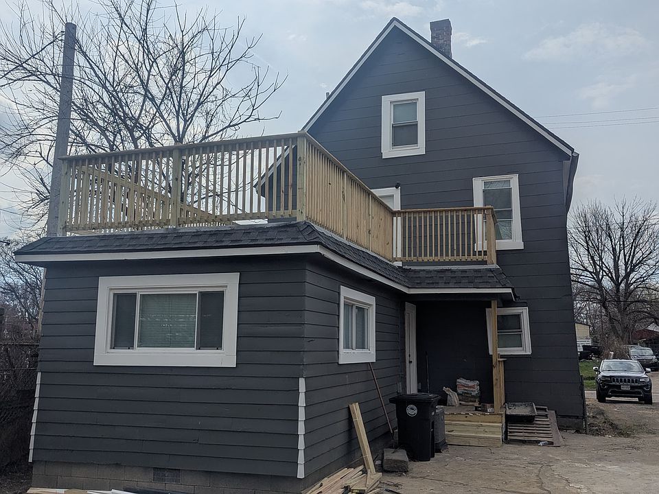 1st image of 3061 W 46th St #B