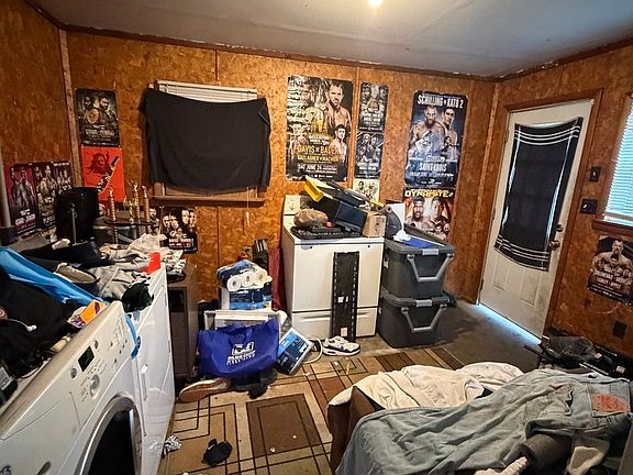 5th image of 13228 Frontage Rd